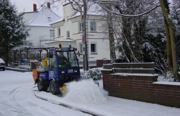 Winterdienst auf Gehwegen Bad Oeynhausen