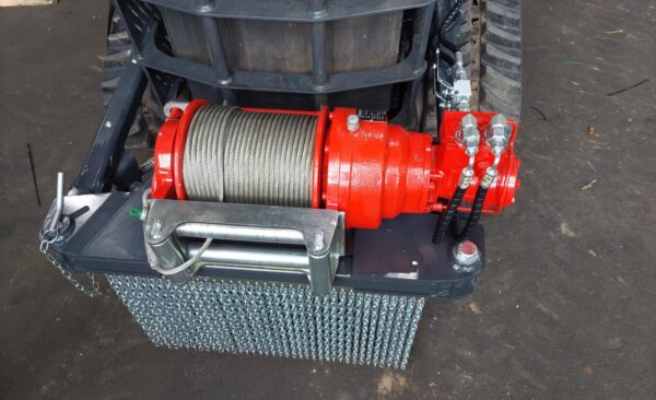 Mähraupe mit Winde zur Selbstbergung